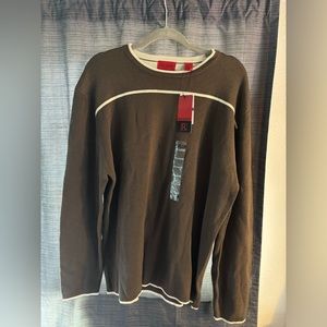 Reunion Brown & Tan Sweater NWT